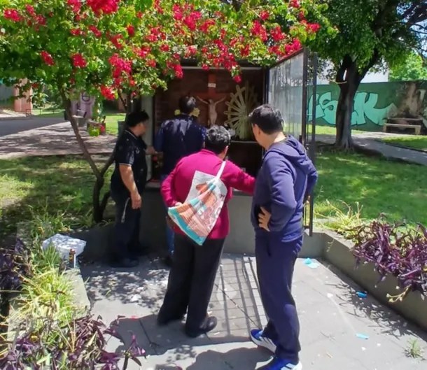 Vandalizaron una imagen de la Virgen de Luján en Liniers y la parroquia de San Cayetano pidió investigar el&nbsp;hecho