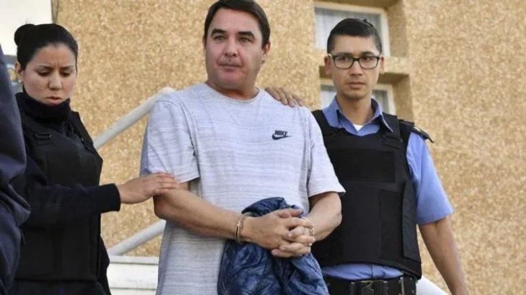 Allanan oficinas y profundizan una investigación por presuntas coimas para frenar el inicio de clases en Chubut