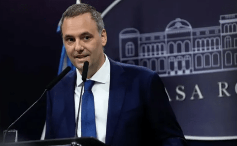 Adorni se suma al Directorio de YPF en representación del Estado